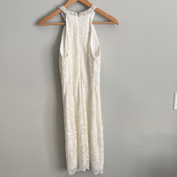 Elegant White Lace Halter Wedding Dress/ Rehearsal/ Cocktail dress sz 8 - Picture 2 of 10